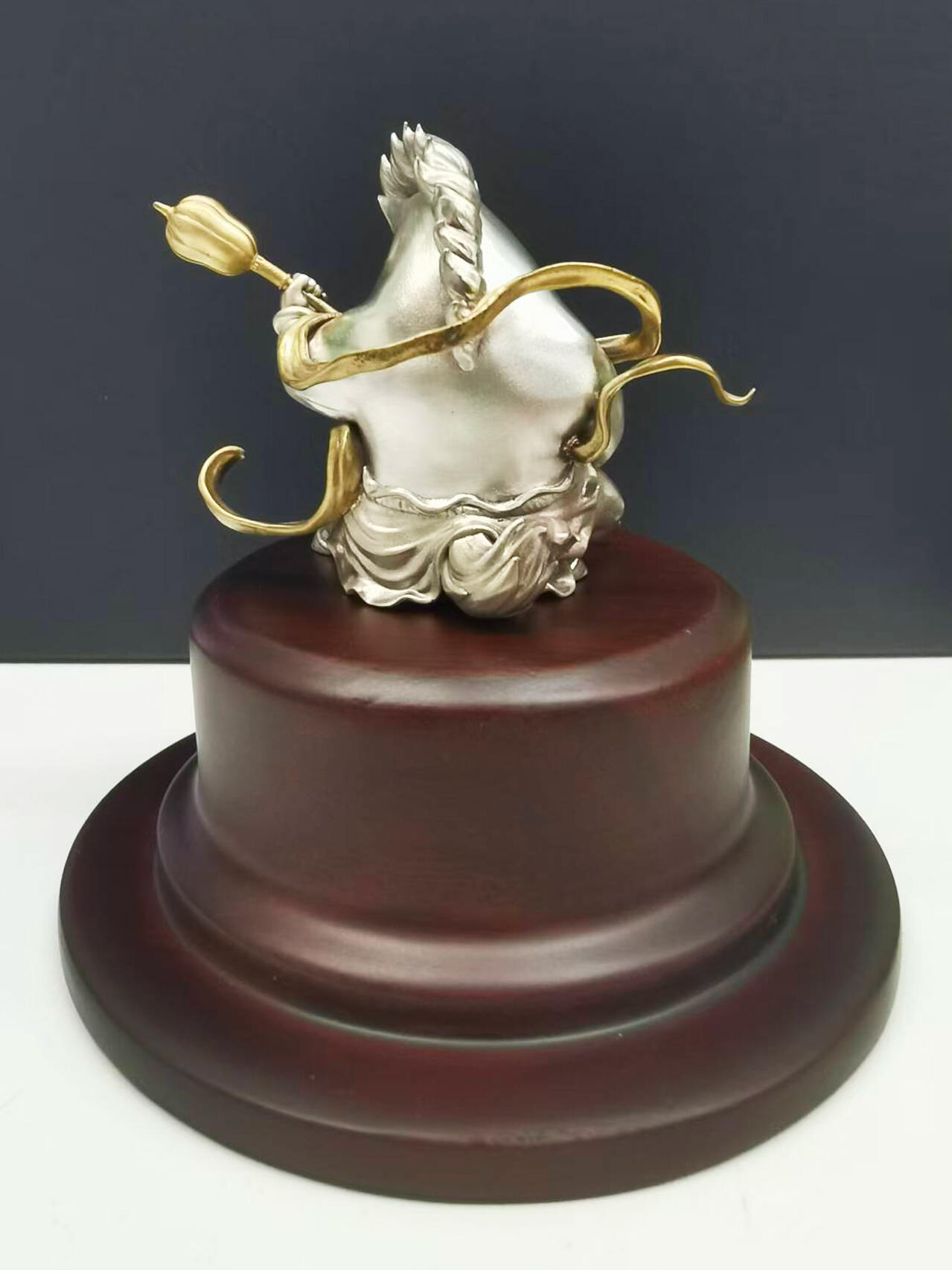 【ibox拍卖】 十二生肖手办寻主 十二生肖手办-马