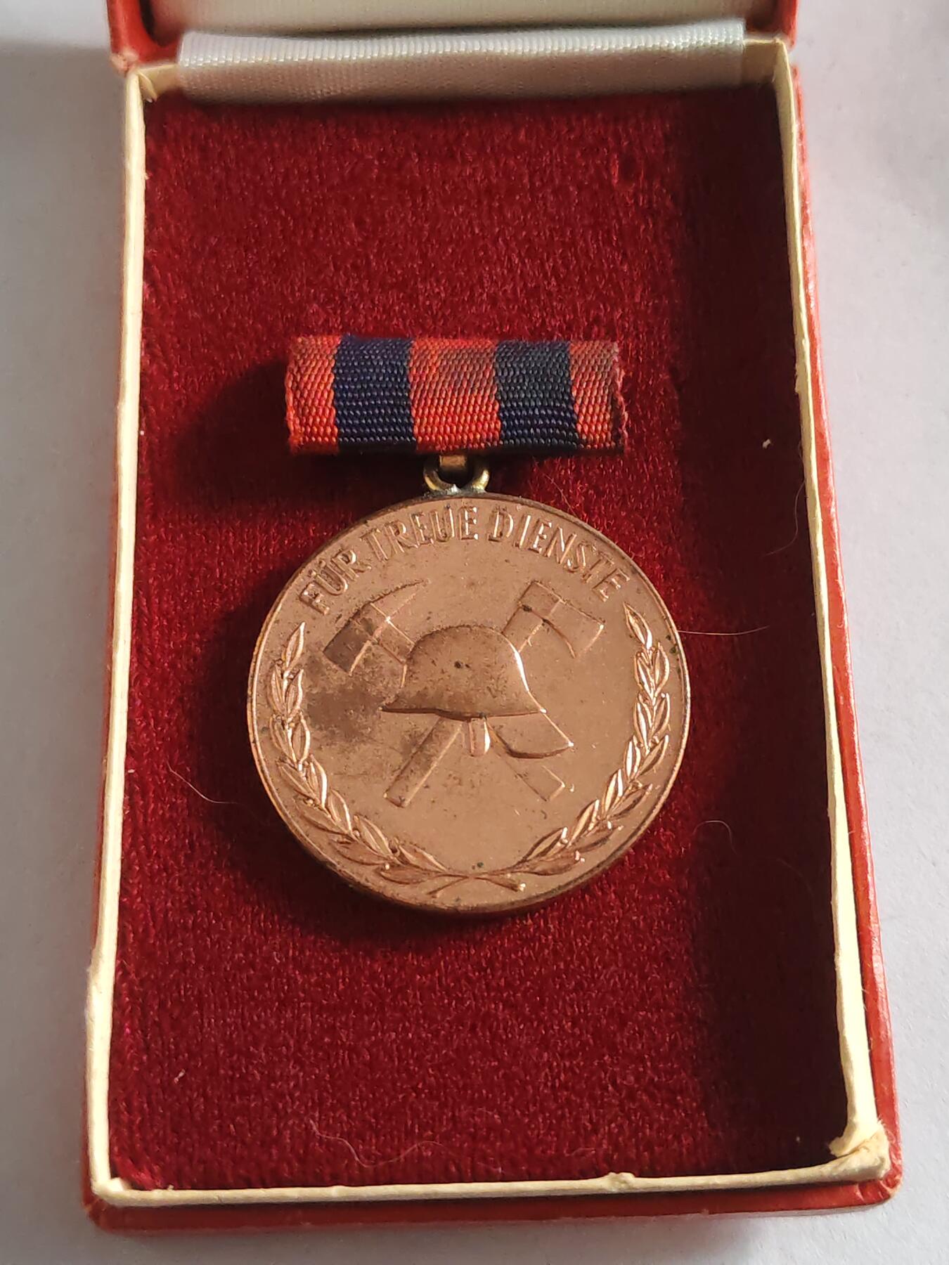 韵星假日拍卖第三十期 -- Rimey Holidays Auction 30