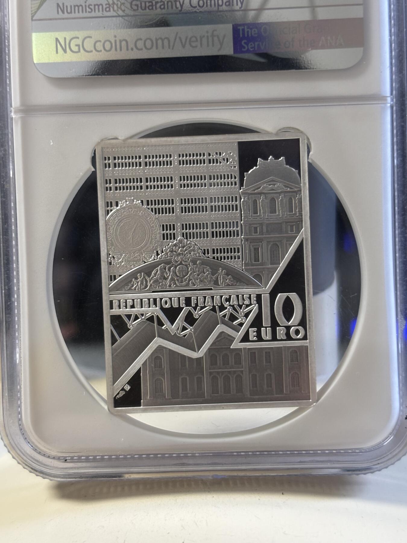 第181期拍卖 法国2023年卢浮宫杰作系列日本艺妓矩形纪念彩银币NGC-PF70首无盒无证书，999银，22.2克，发行3000套