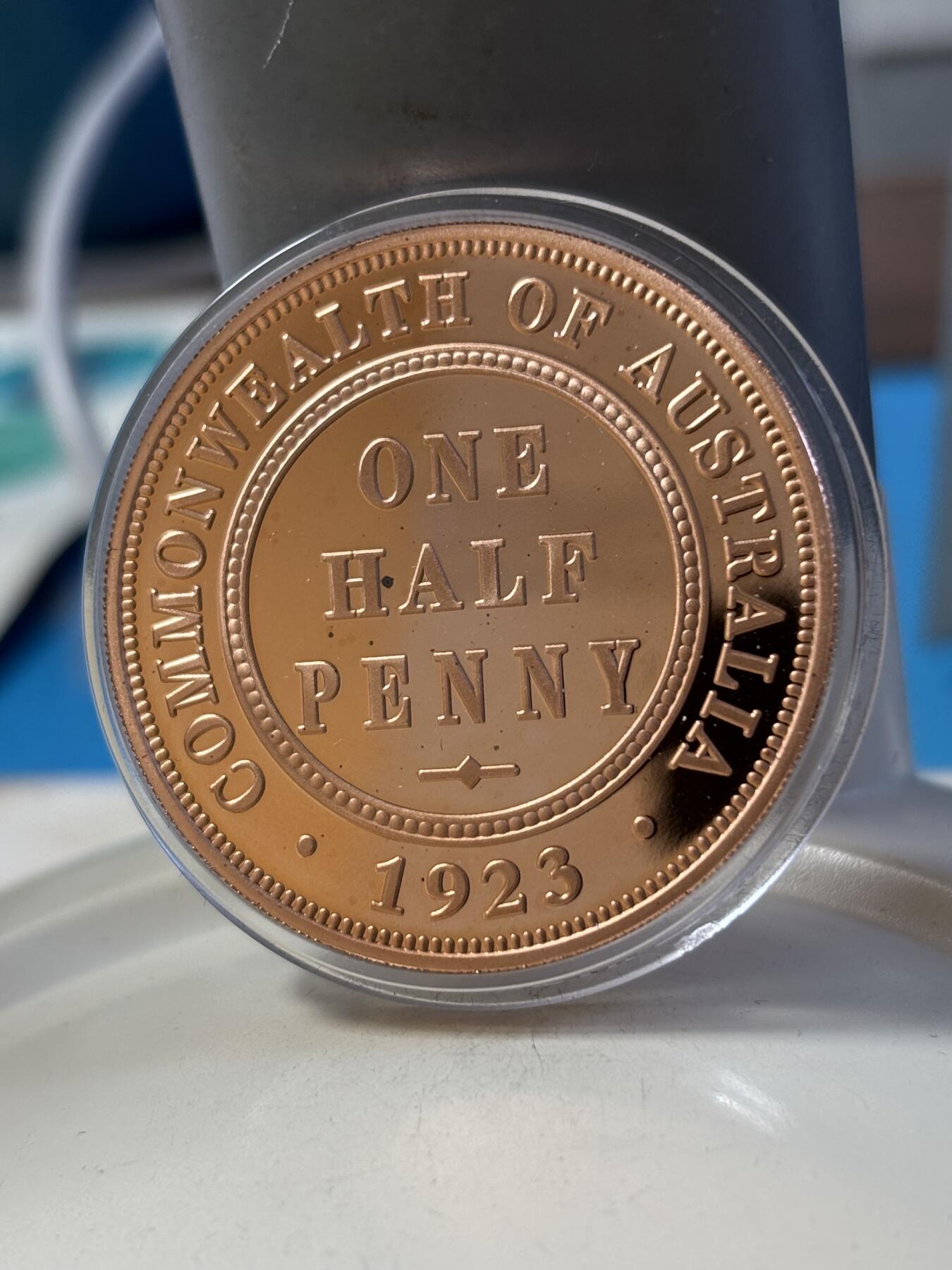 第181期拍卖 图瓦卢2006年澳大利亚联邦镀铜纪念银币，999银镀铜，发行5000枚