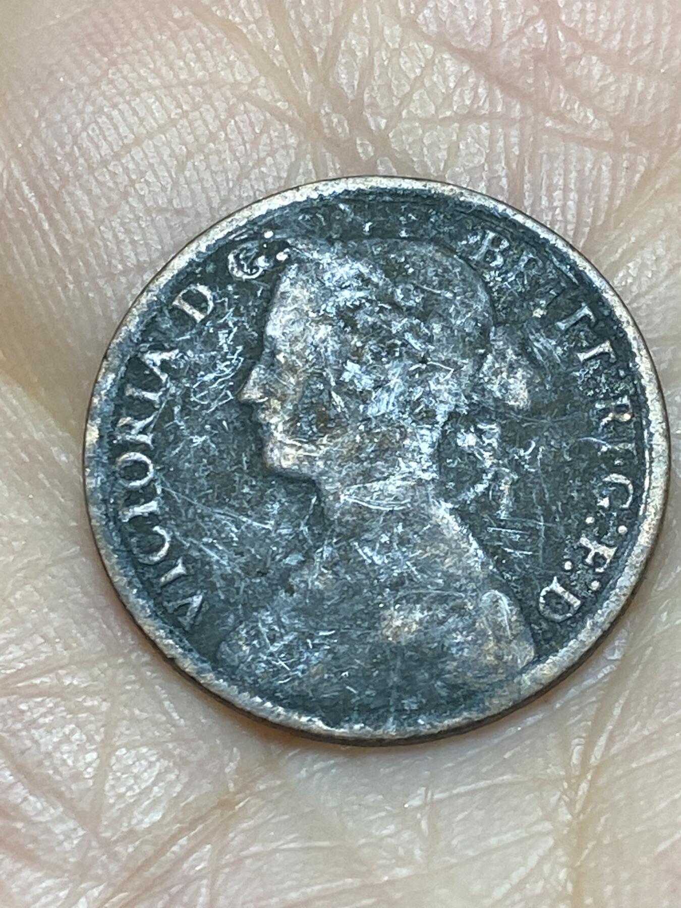 2025年第一百二十四场(总第一百五十场）外国好品散币(免佣金) 稀少年份–英国🇬🇧1860年1法新(维多利亚女王中年桂冠第二版，首发年)