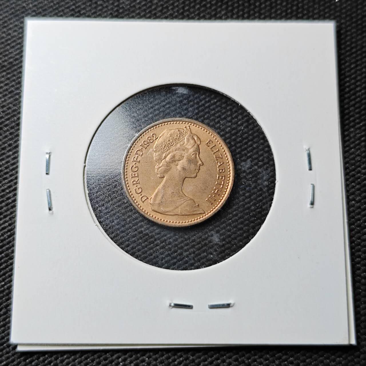 KK钱币收藏小铺  第365场  2月预留时间 周末发货  1982英国半便士铜币