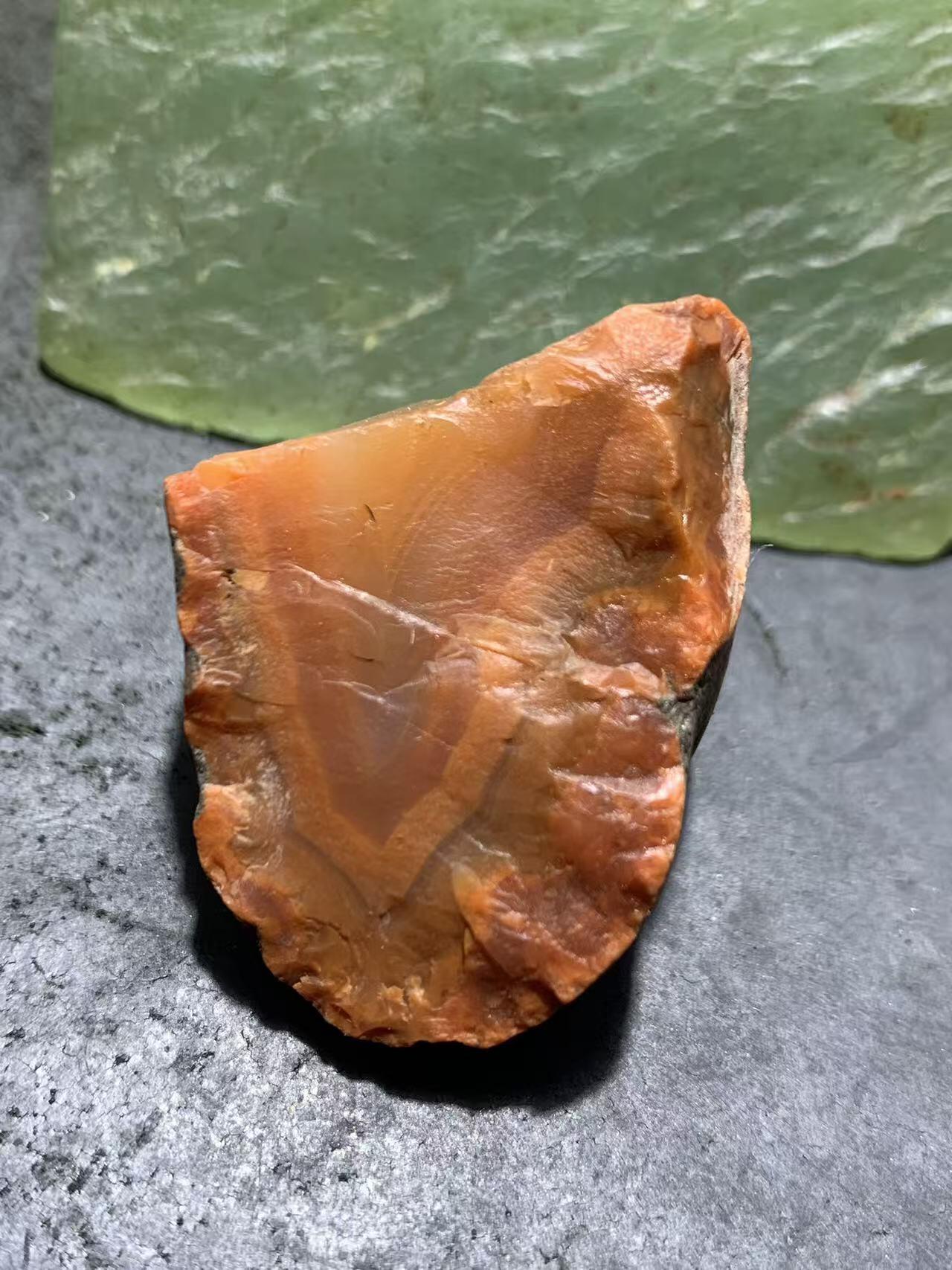 精美原皮红冻料大开窗南红玛瑙原石一颗