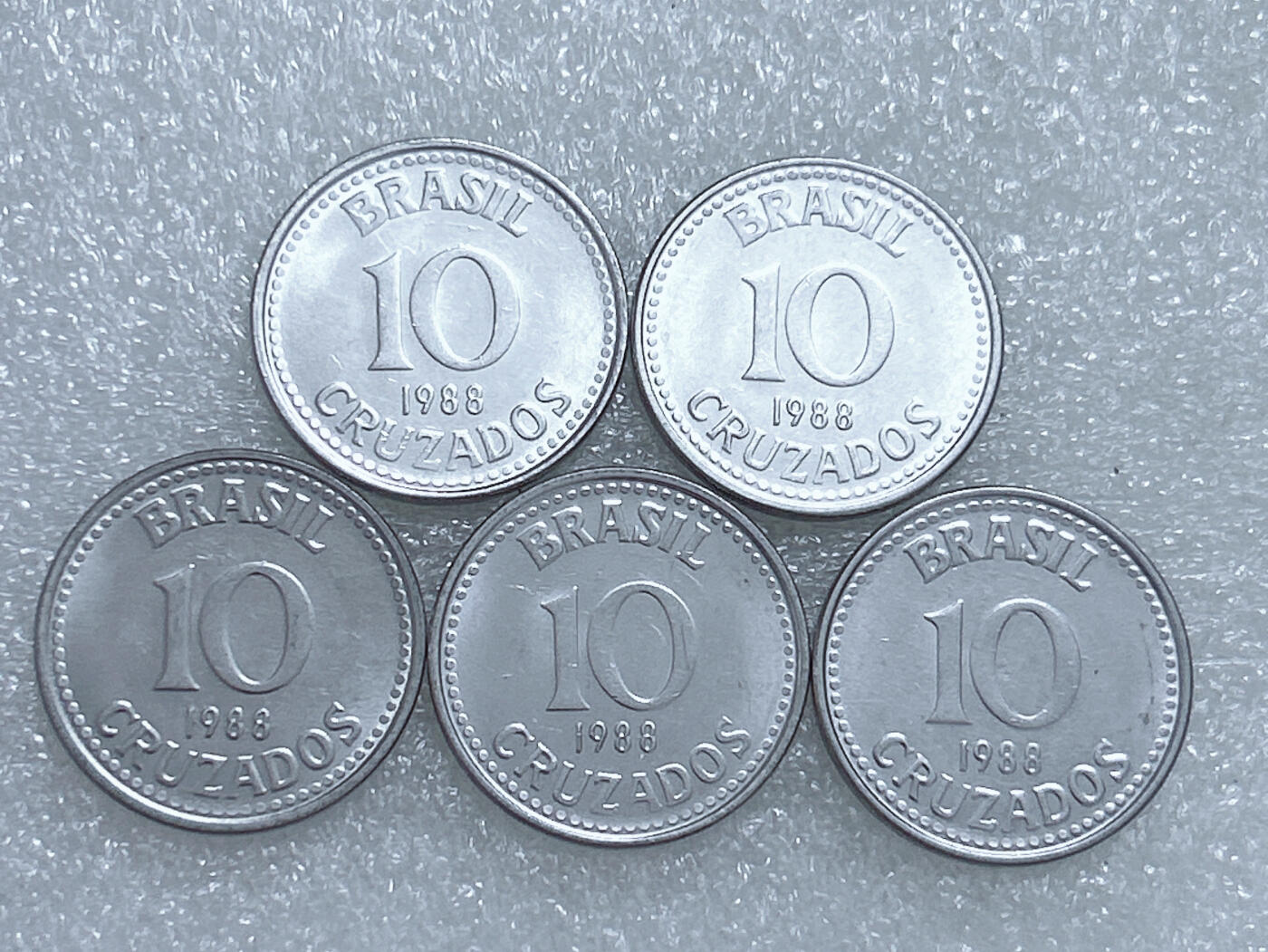 第一海外回流一元起拍收藏 散集专场  第262期 巴西1988年10克鲁塞罗不锈钢币 5枚 原光美品