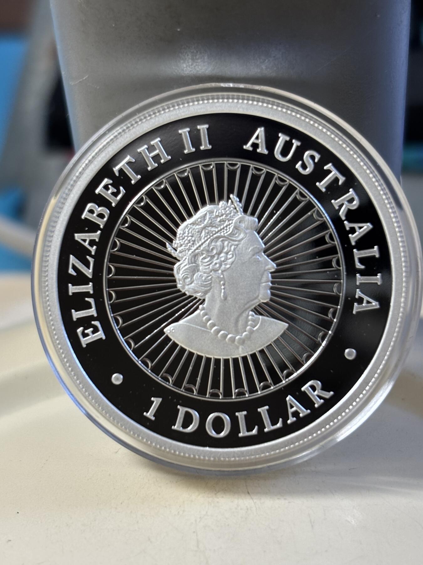 第181期拍卖 澳大利亚2022年南大陆3澳洲鸟类镶嵌蓝色云母1盎司银币，999银，发行5000枚