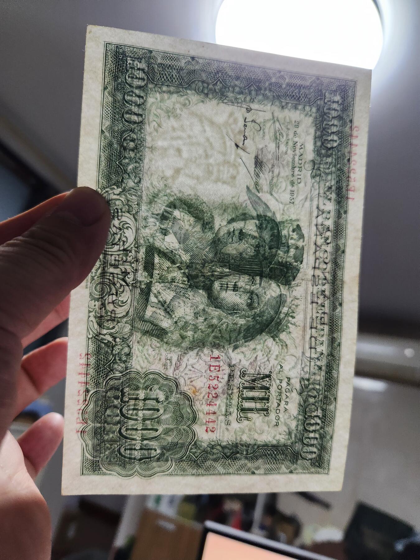 11月8号晚上8点 外国纸币自动截拍第53场 西班牙双皇 极美品