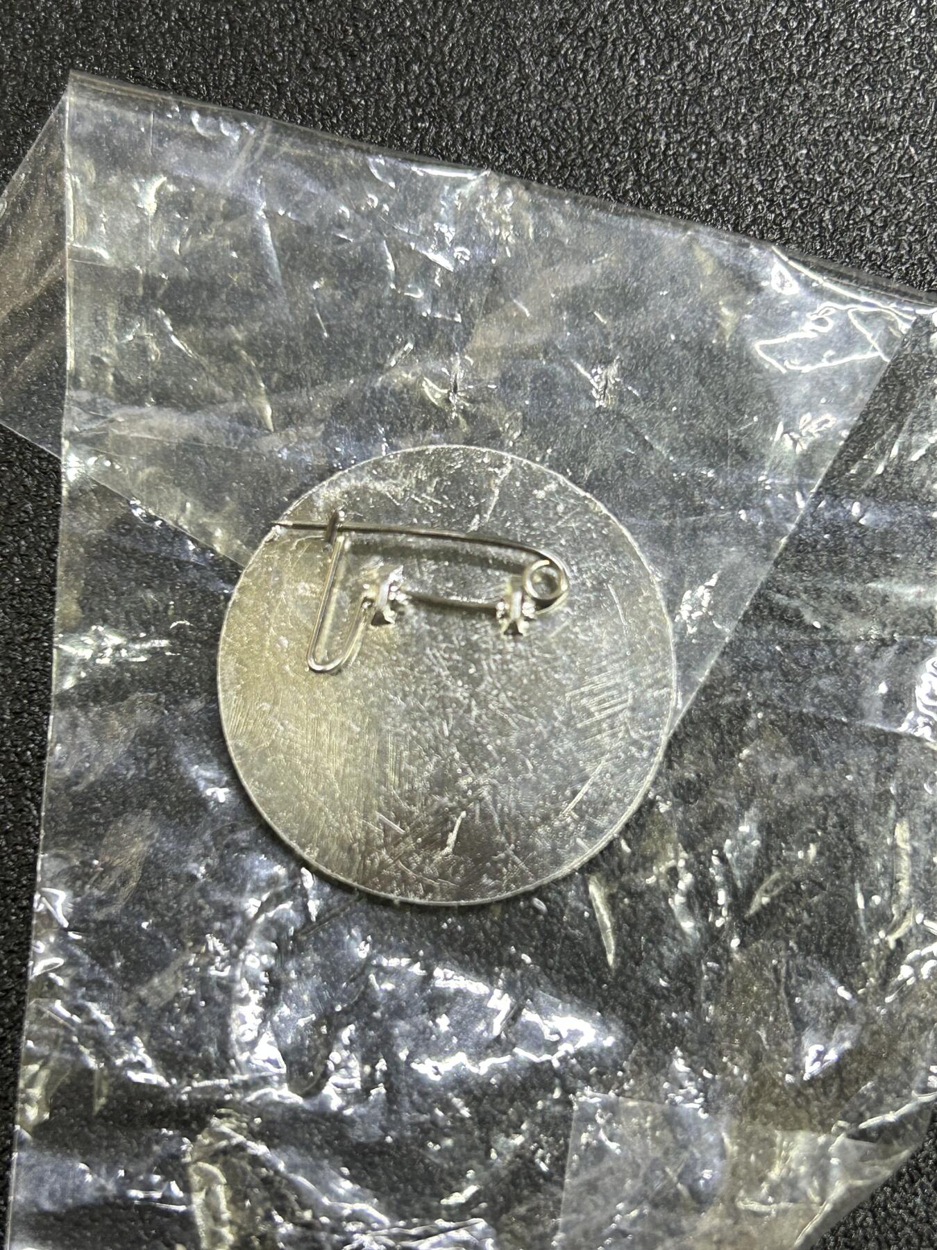 西秦中古拍卖第六十四期 越南战伤军人证章 早期版