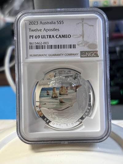 第180期拍卖【长期征集拍品】【北京币展专场】 - NGC-PF69 ULTRA CAMEO 澳大利亚2023年份发行的-珍稀系列2使徒岩弧形彩银纪念币-5澳元（重一盎司，币径39.62MM，发行量7500枚，盒证齐全）