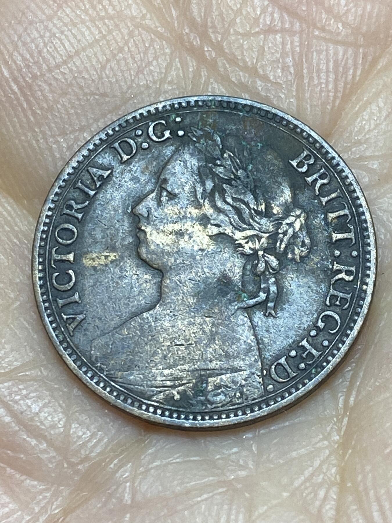 2025年第一百二十四场(总第一百五十场）外国好品散币(免佣金) 英国🇬🇧1879年1法新(维多利亚女王中年桂冠第三版)