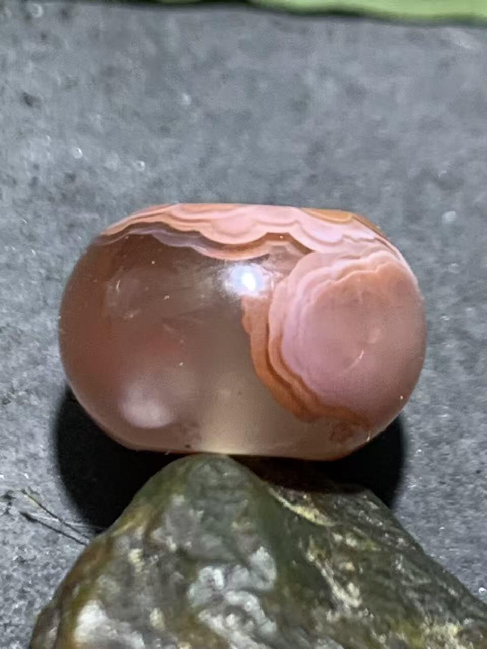 红白荔枝冻川料红玛瑙平安扣一个