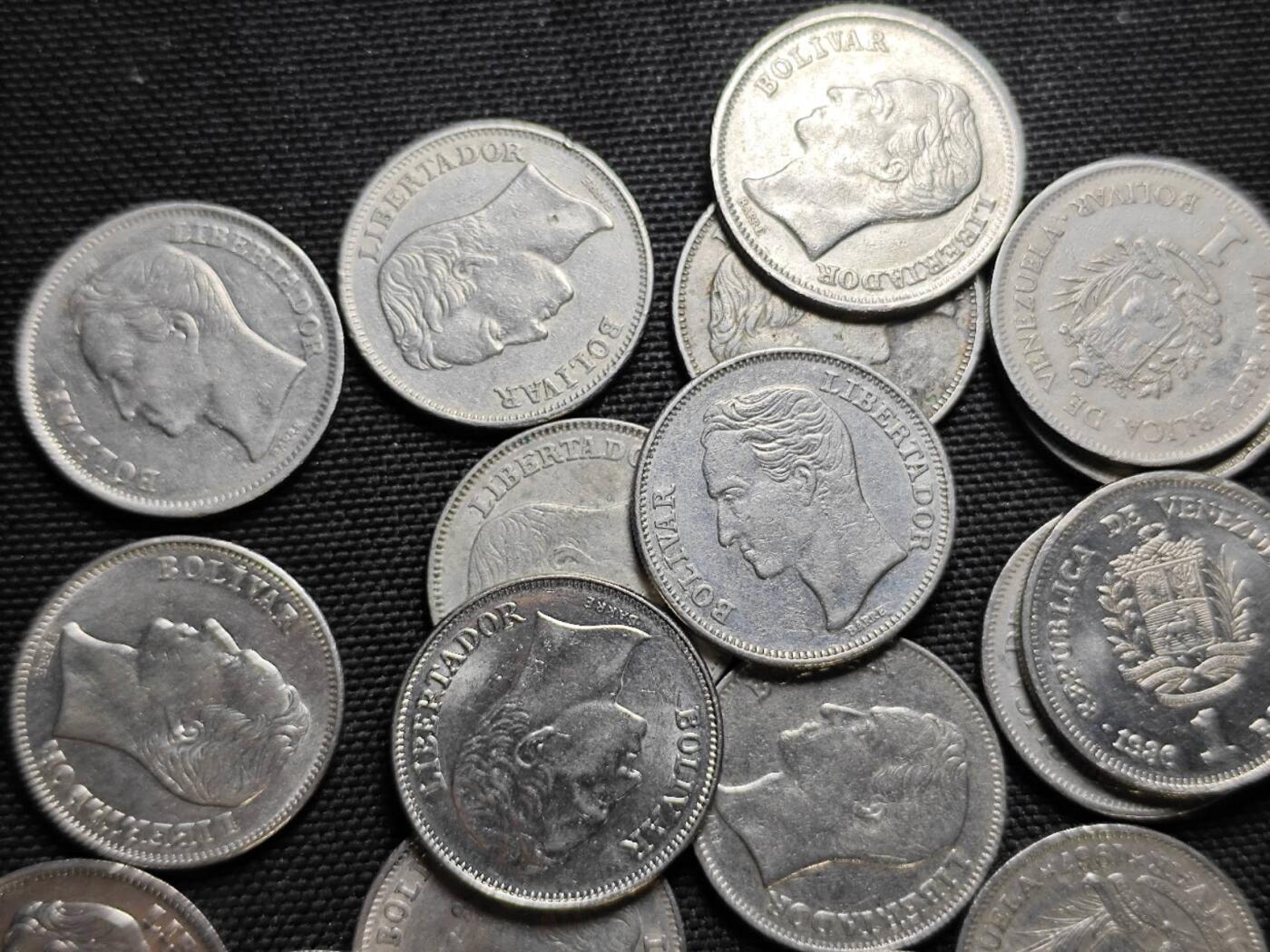 KK钱币收藏小铺  第364场  2月预留时间 周末发货