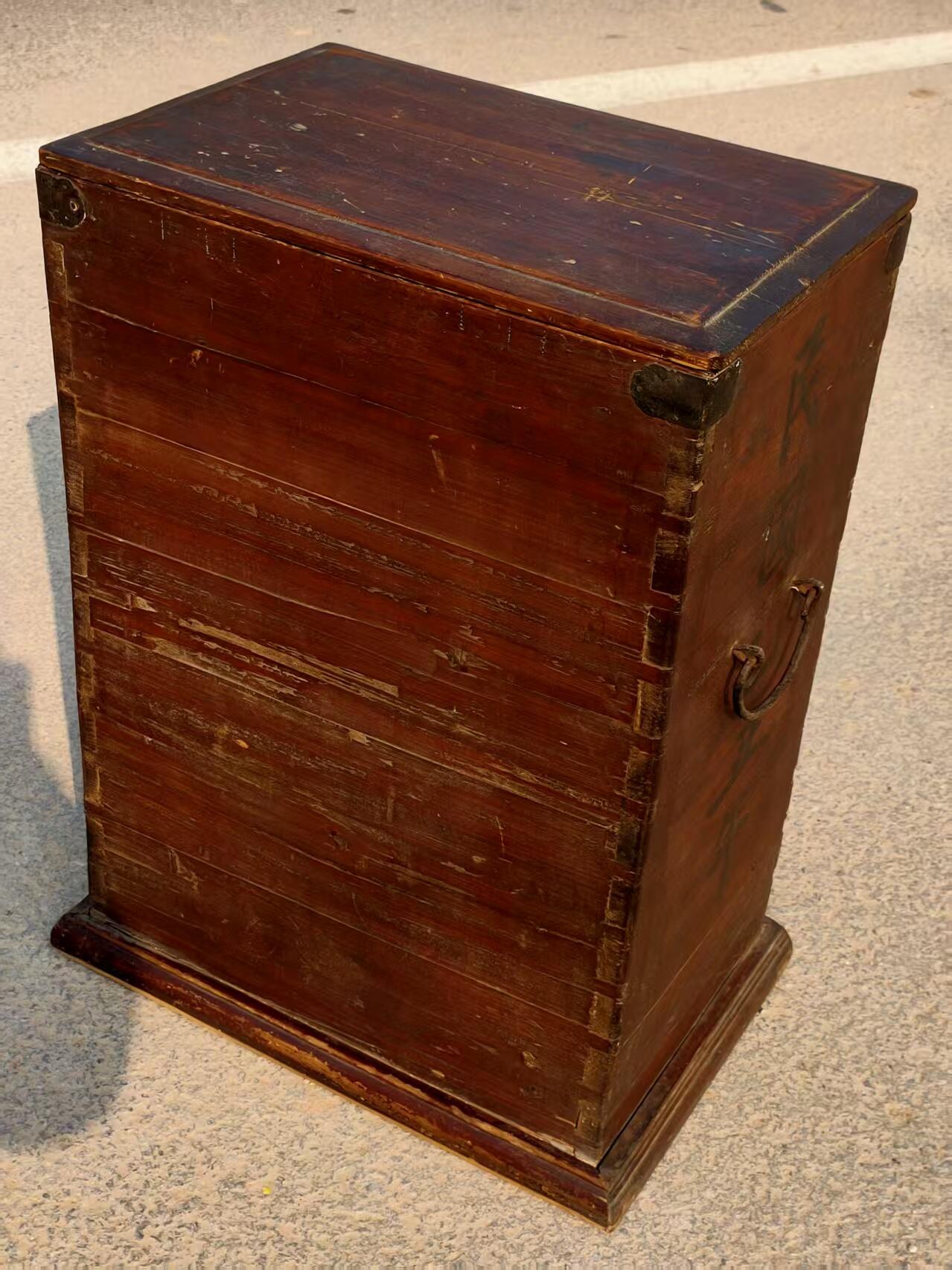 民国时期书箱  做工精湛   难得佳品