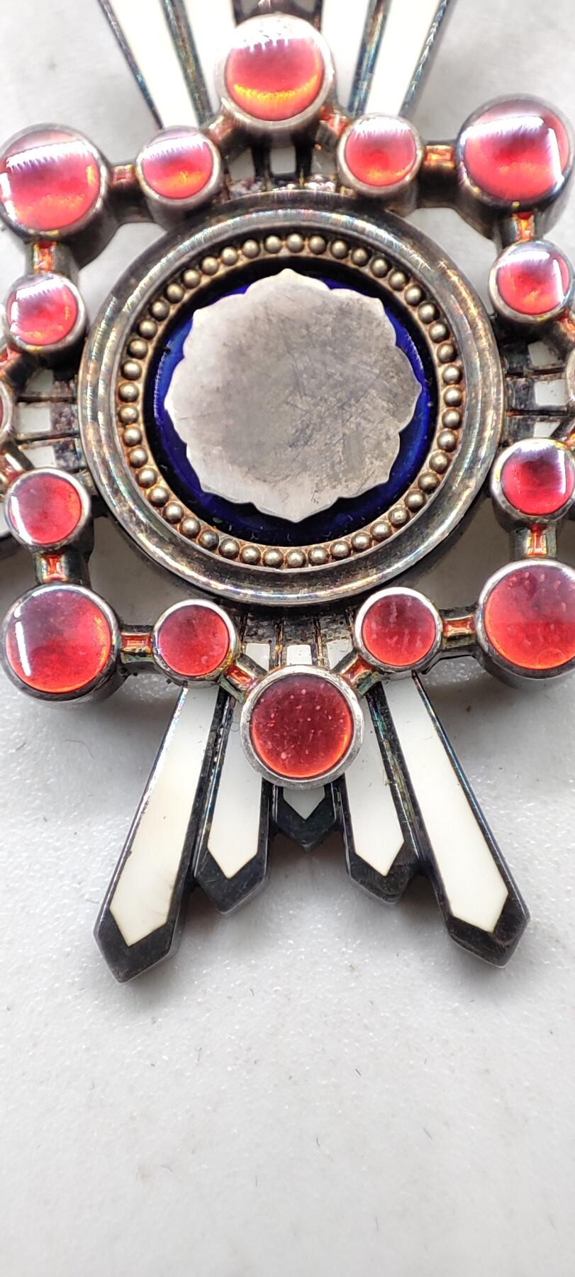 红色经典收藏拍卖专场第29期 勿忘国耻勿忘历史  六等瑞宝 带原盒略章 银质 七宝烧完好无损