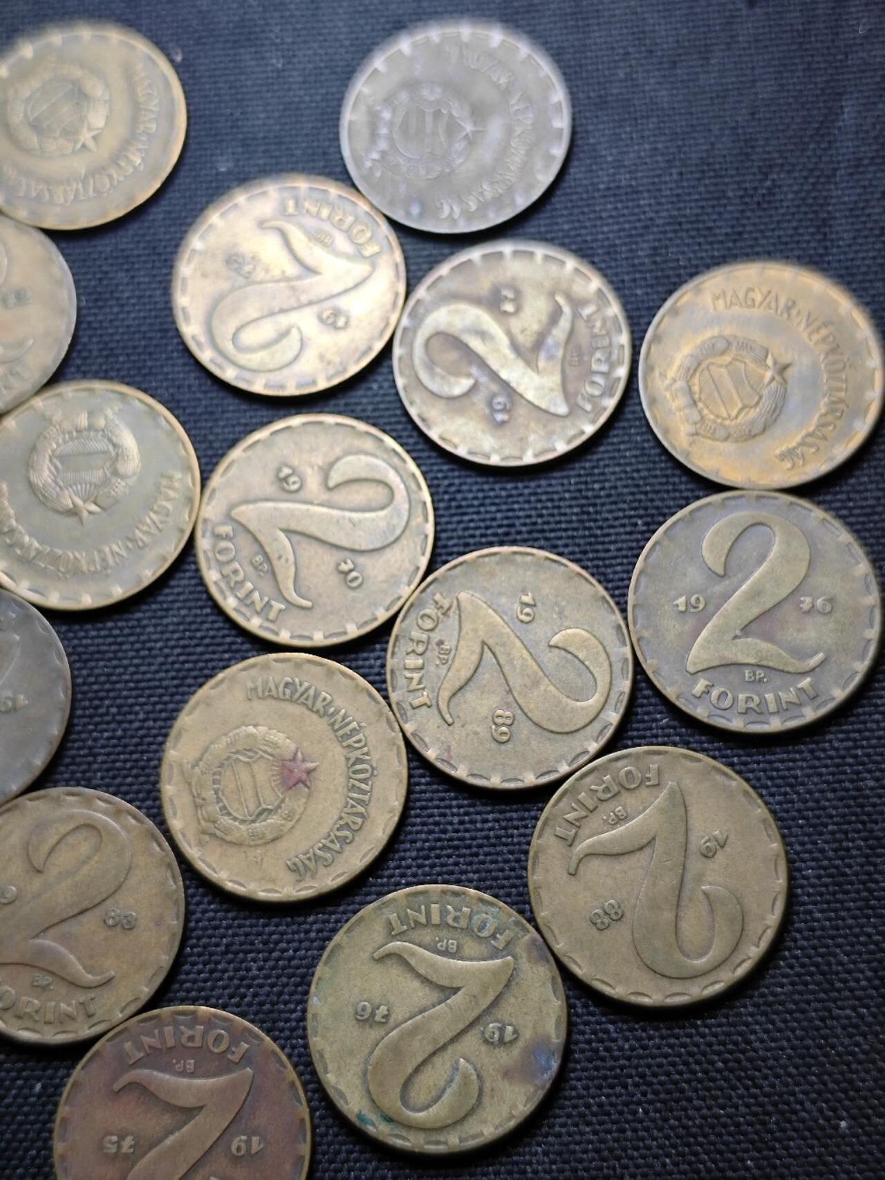 KK钱币收藏小铺  第364场  2月预留时间 周末发货  匈牙利一组57枚散币