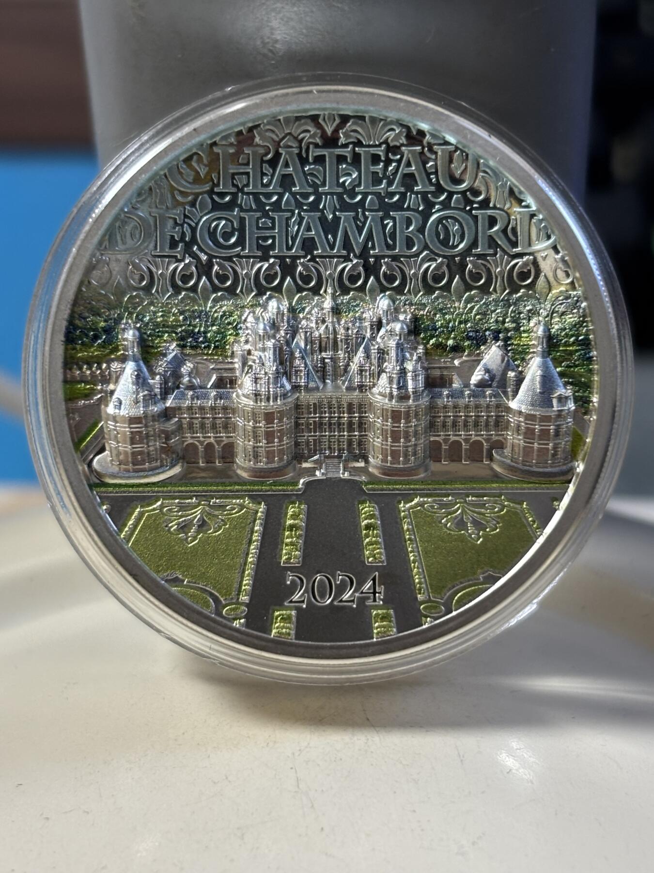 第181期拍卖  库克2024年法国香宾城堡超高浮雕彩色2盎司银币，9999银，发行1000枚，