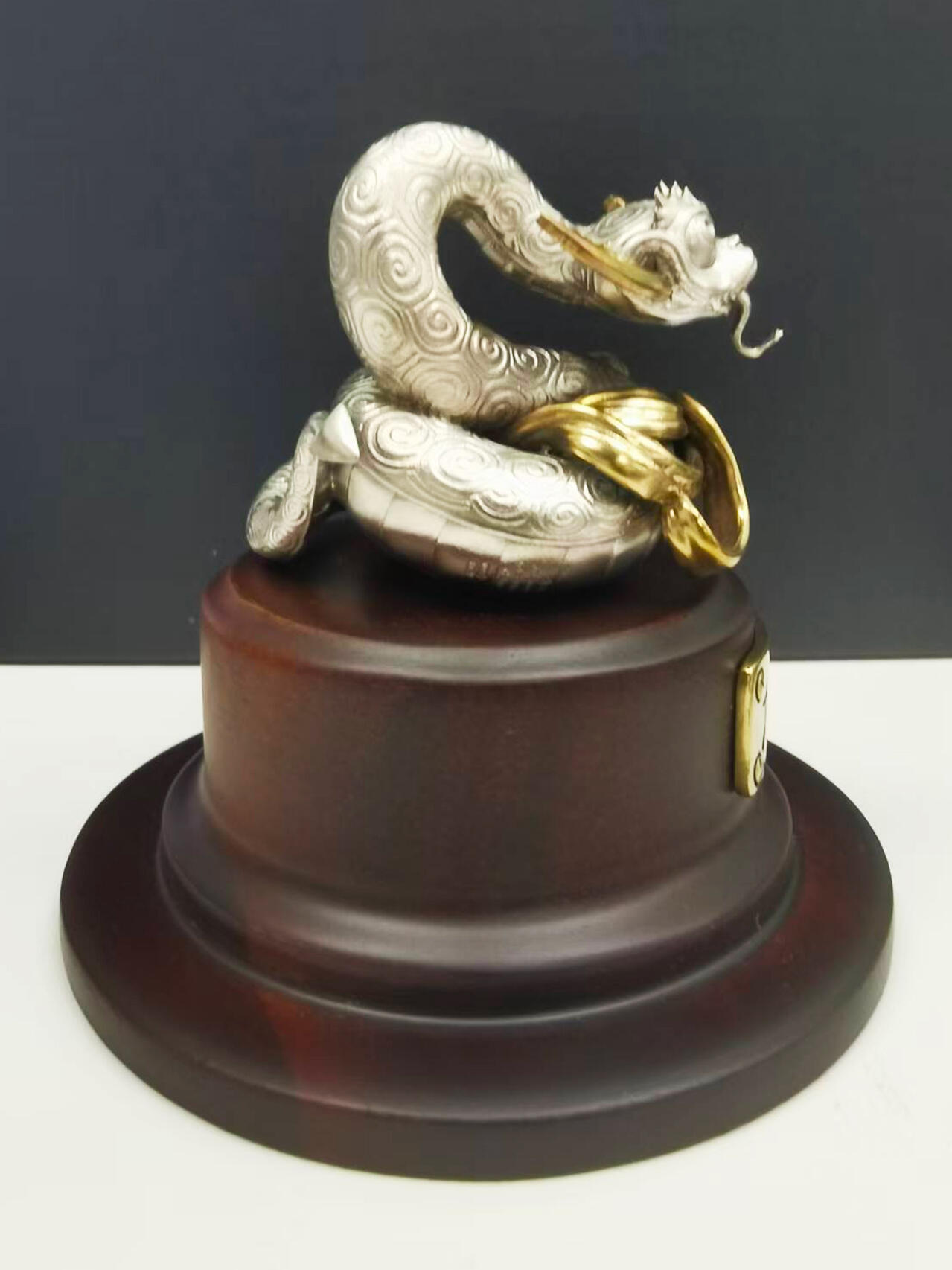 【ibox拍卖】 十二生肖手办寻主 十二生肖手办-蛇