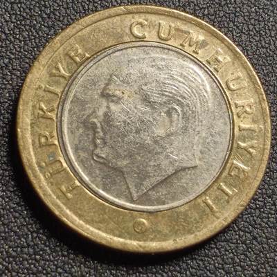 泉币菌-第127场-精品福利场(115场之后的本周末发货，感谢理解) - 土耳其1里拉双色币 凯末尔总统 26mm