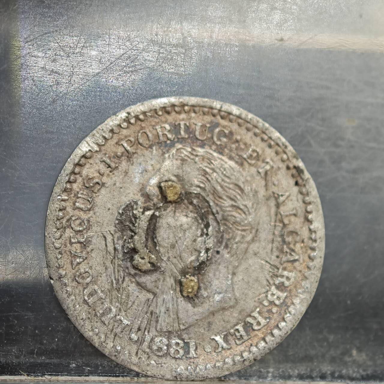 【淘币小摊】实时拍第七百八十九拍   散币场   满百包邮可预留二周 每周一统一发货   葡属印度1881年1/8卢比银币有焊点