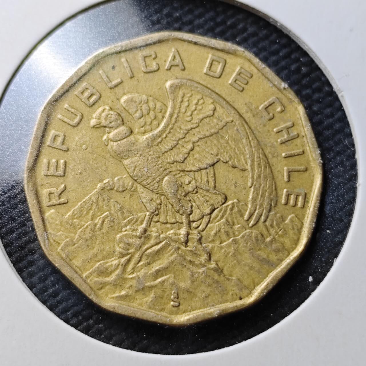 KK钱币收藏小铺  第365场  2月预留时间 周末发货  1975智利100比索