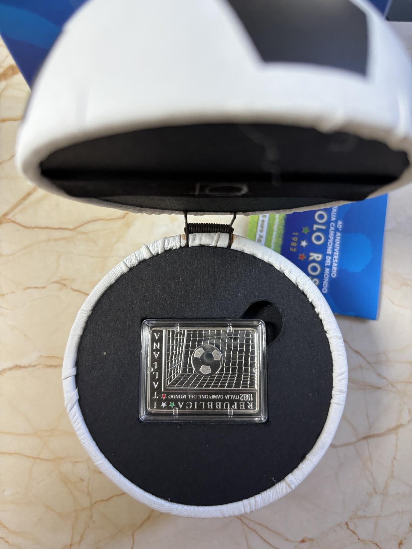 第181期拍卖 意大利2022年足球名将保罗·罗西夺冠40周年银币，925银，18克，发行6000枚