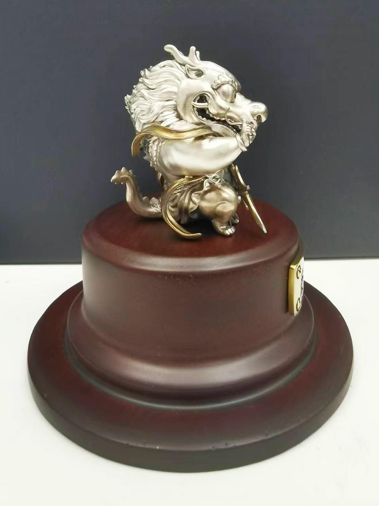 【ibox拍卖】 十二生肖手办寻主 十二生肖手办-龙