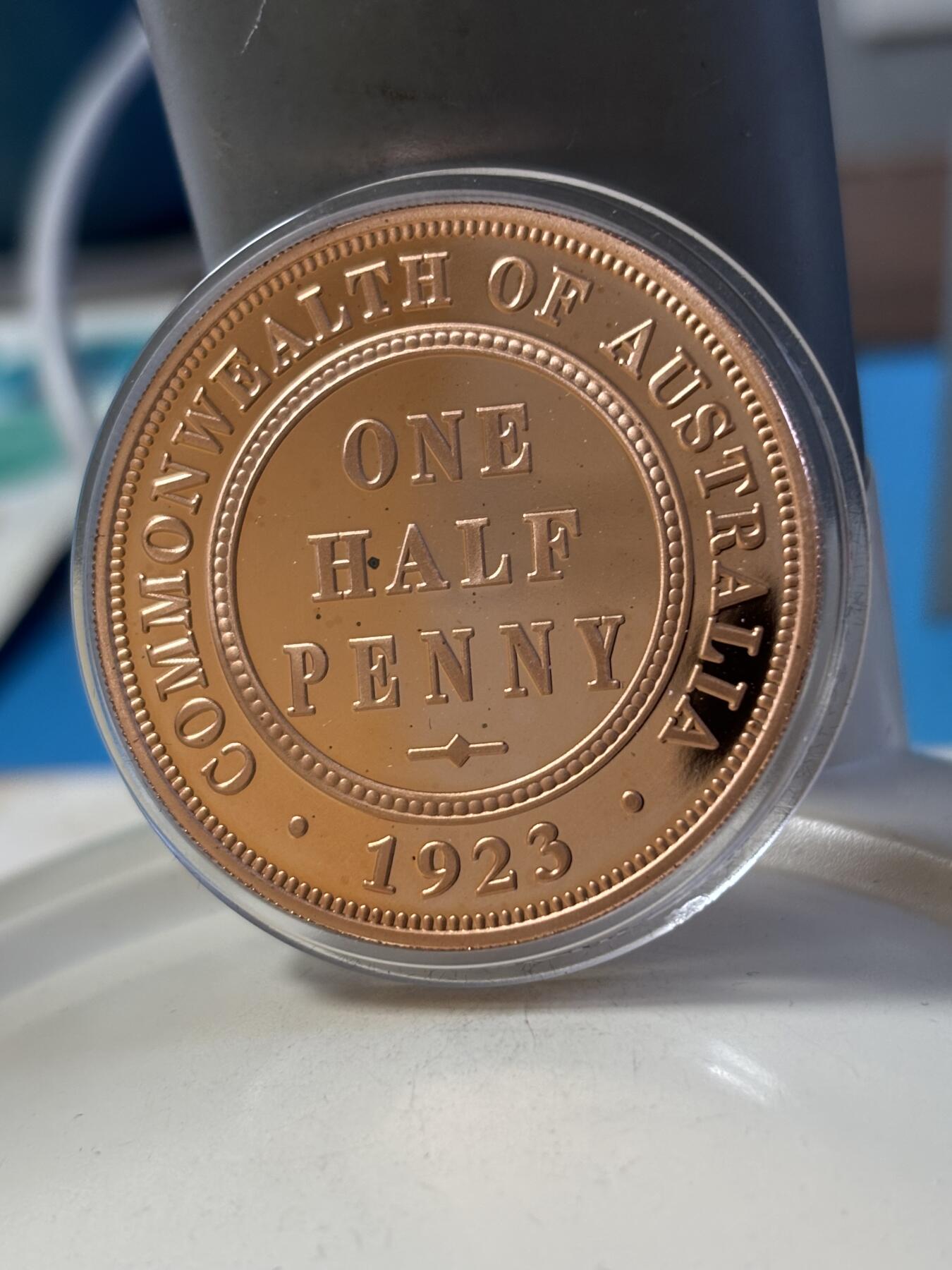 第181期拍卖 图瓦卢2006年澳大利亚联邦镀铜纪念银币，999银镀铜，发行5000枚