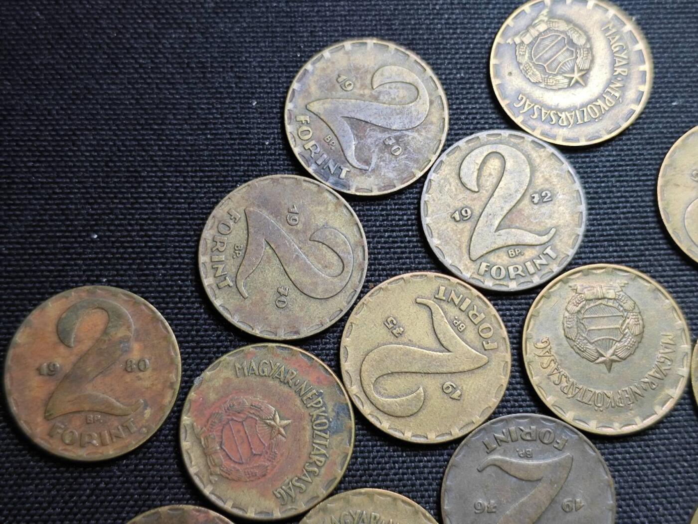 KK钱币收藏小铺  第364场  2月预留时间 周末发货  匈牙利一组57枚散币