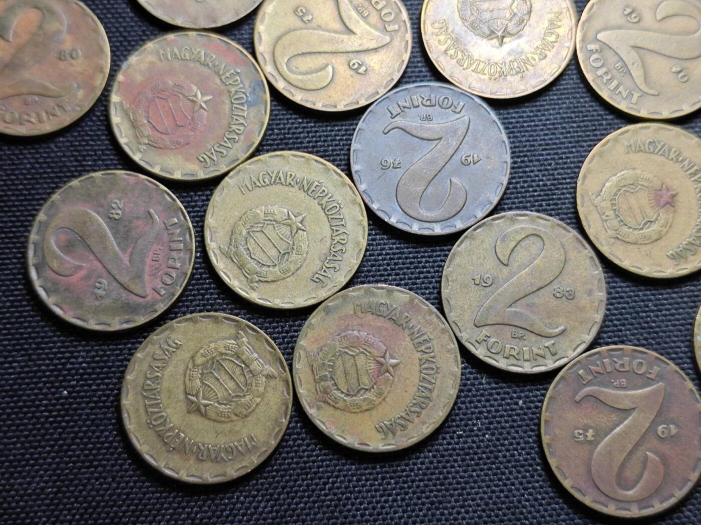 KK钱币收藏小铺  第364场  2月预留时间 周末发货  匈牙利一组57枚散币