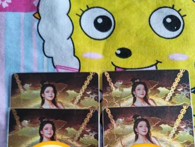 寸草不生拍卖会 第十三期 （ 持续收拍中） - 人间传贾南风双服饰折光+幻彩折光四张