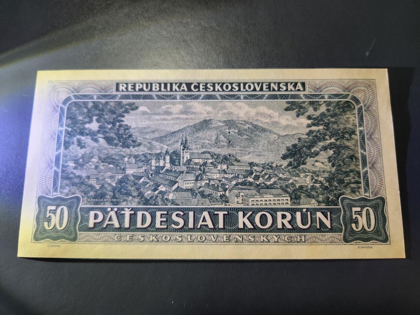 11月8号晚上8点 外国纸币自动截拍第53场 打孔样票无1948年捷克斯洛伐克50克朗 稀少 全新UNC