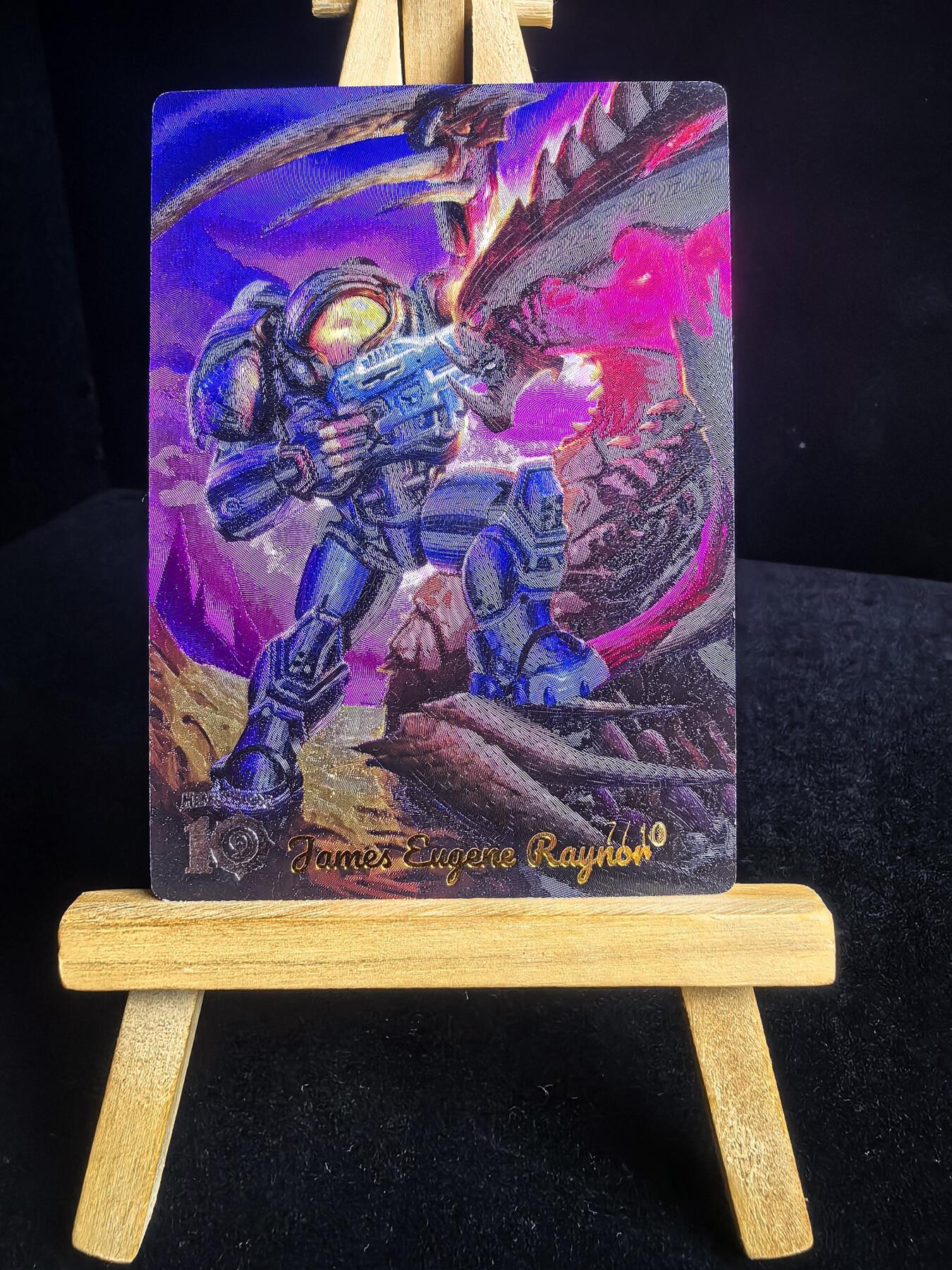 无佣金 不寄存  卡牌设有底价 拒绝小号抬价 大家放心拍 所有拍品部分套有卡膜 部分卡牌多宫 自制卡牌 不包厂瑕 放大镜 品控 勿拍 流拍商品会循环 感谢大家支持 留个关注 不定时上新 谢谢 奇点卡牌 限编 星际争霸粗闪07/10限编