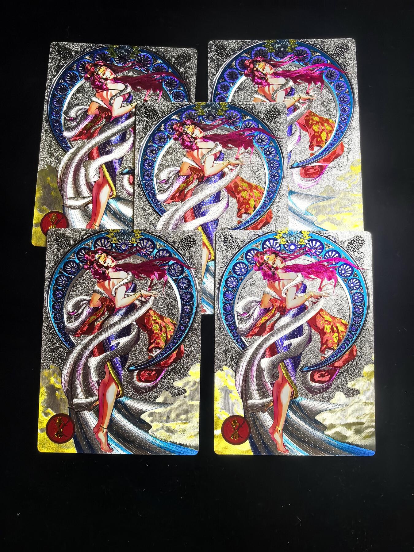 无佣金 不寄存  卡牌设有底价 拒绝小号抬价 大家放心拍 所有拍品部分套有卡膜 部分卡牌多宫 自制卡牌 不包厂瑕 放大镜 品控 勿拍 流拍商品会循环 感谢大家支持 留个关注 不定时上新 谢谢 奇点卡牌 天龙 梦姑粗闪5张