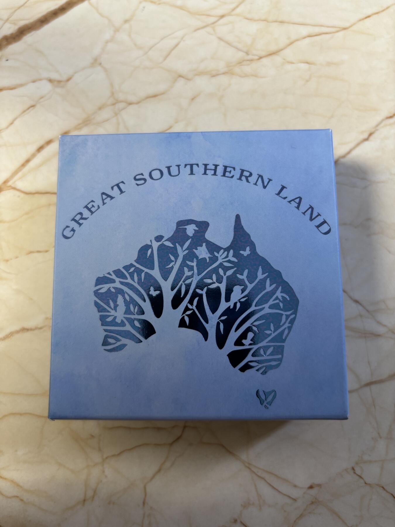 第181期拍卖 澳大利亚2022年南大陆3澳洲鸟类镶嵌蓝色云母1盎司银币，999银，发行5000枚