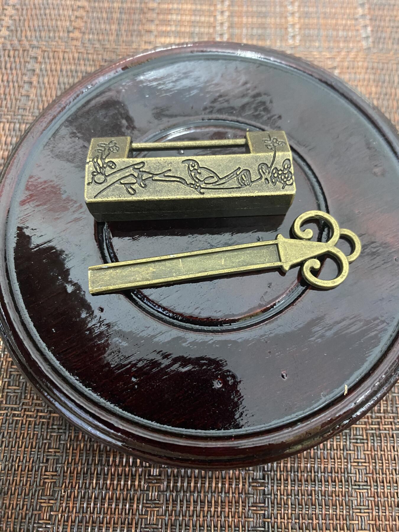 江南站杂件 小铜锁，带钥匙