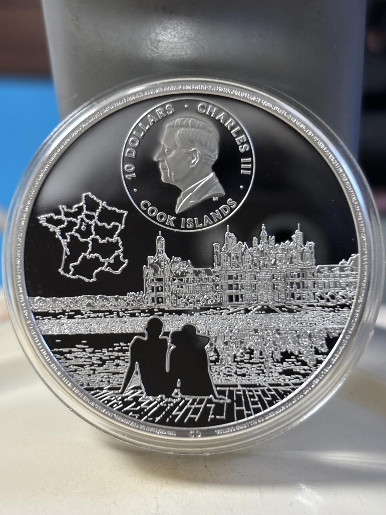 第181期拍卖  库克2024年法国香宾城堡超高浮雕彩色2盎司银币，9999银，发行1000枚，