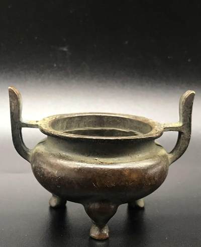 江南站杂件 - 铜香炉