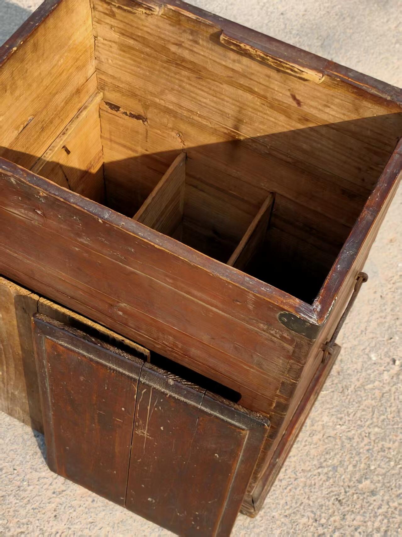 民国时期书箱  做工精湛   难得佳品