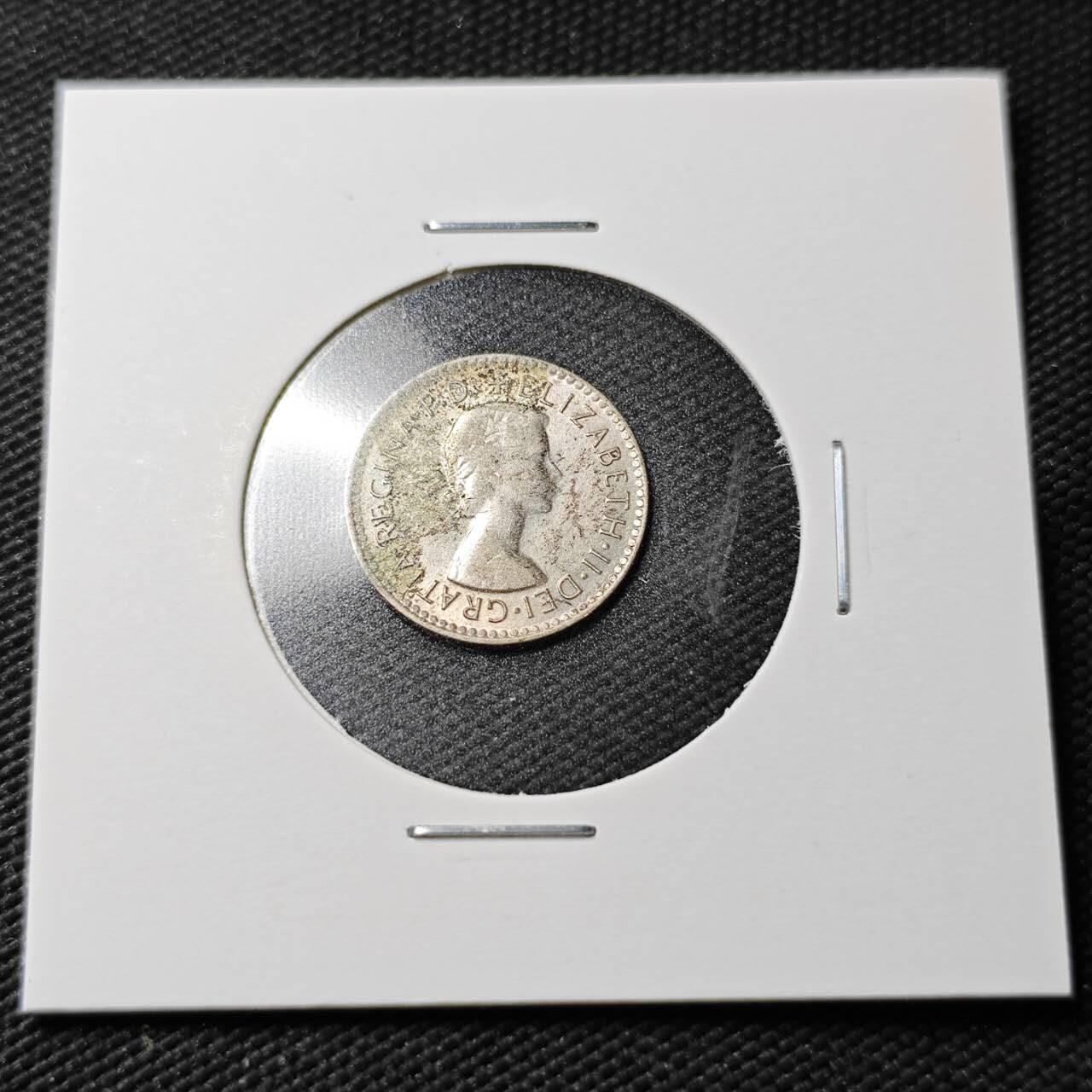 KK钱币收藏小铺  第365场  2月预留时间 周末发货  1958澳大利亚3便士银币