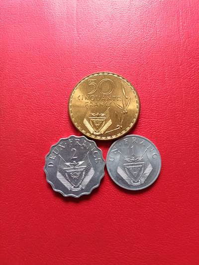 【云涧收藏】第七十七场 - 卢旺达3枚，UNC