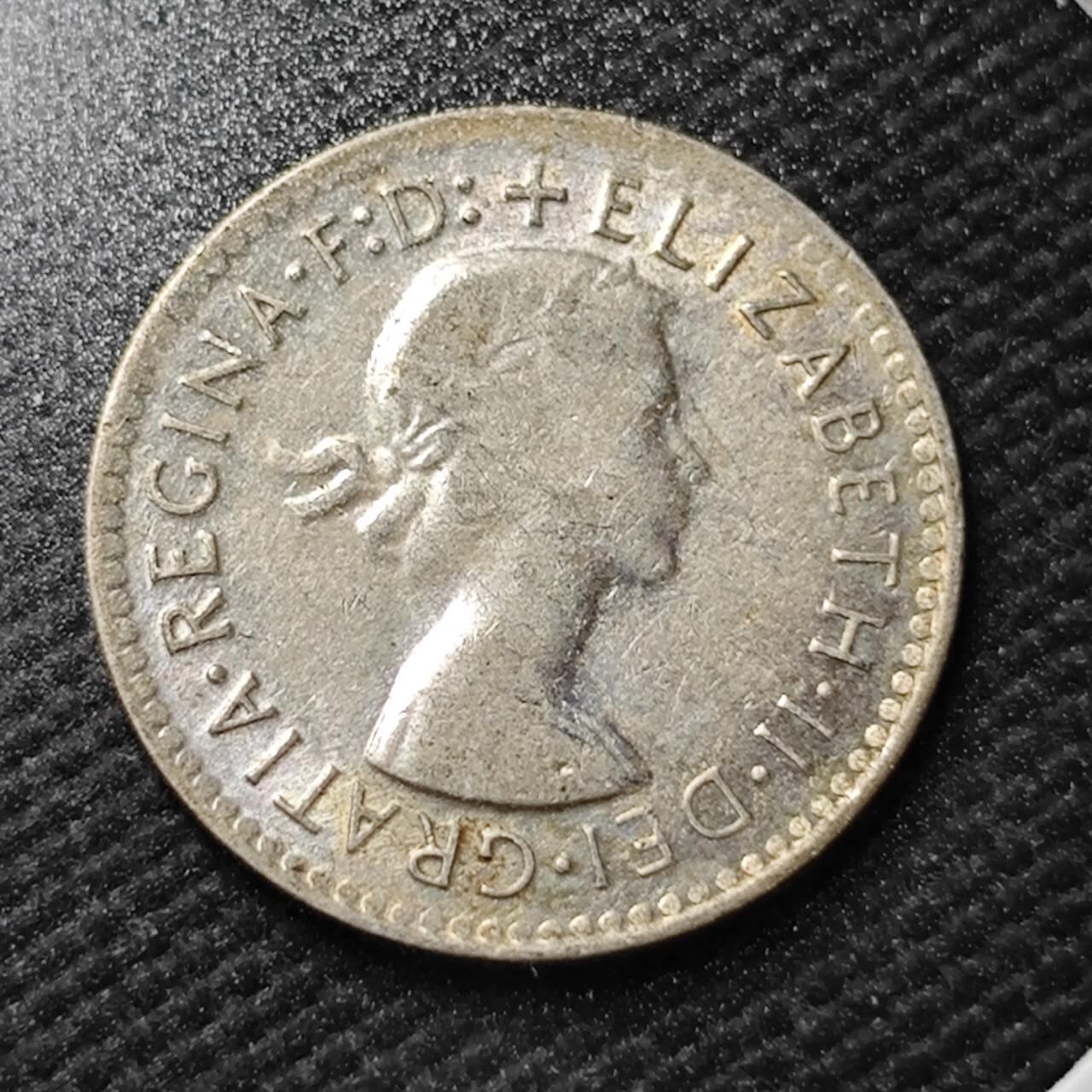 KK钱币收藏小铺  第365场  2月预留时间 周末发货   1956澳大利亚3便士银币