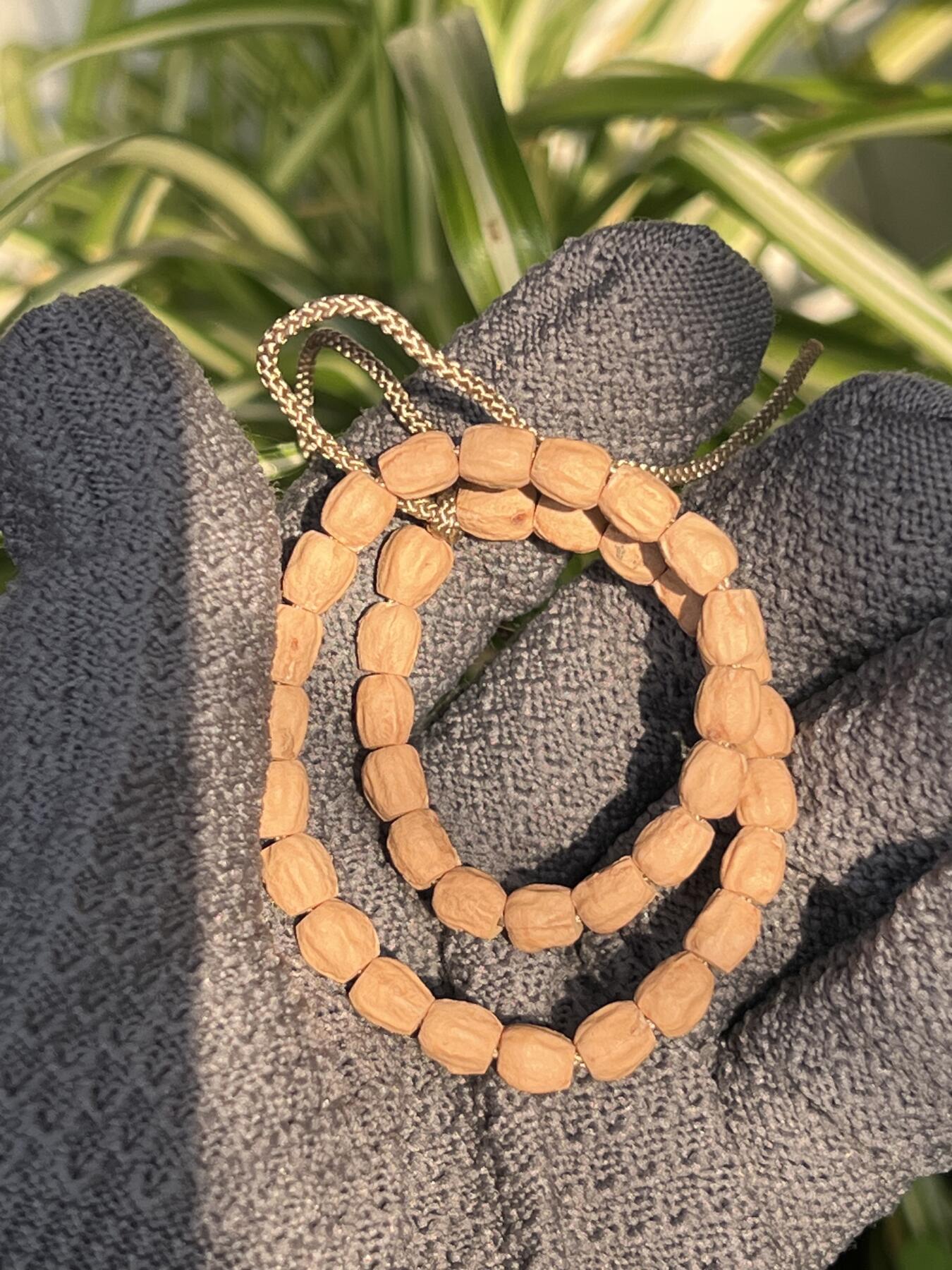 零元拍：NO.12 百香籽 手串 手持7/6左右MM