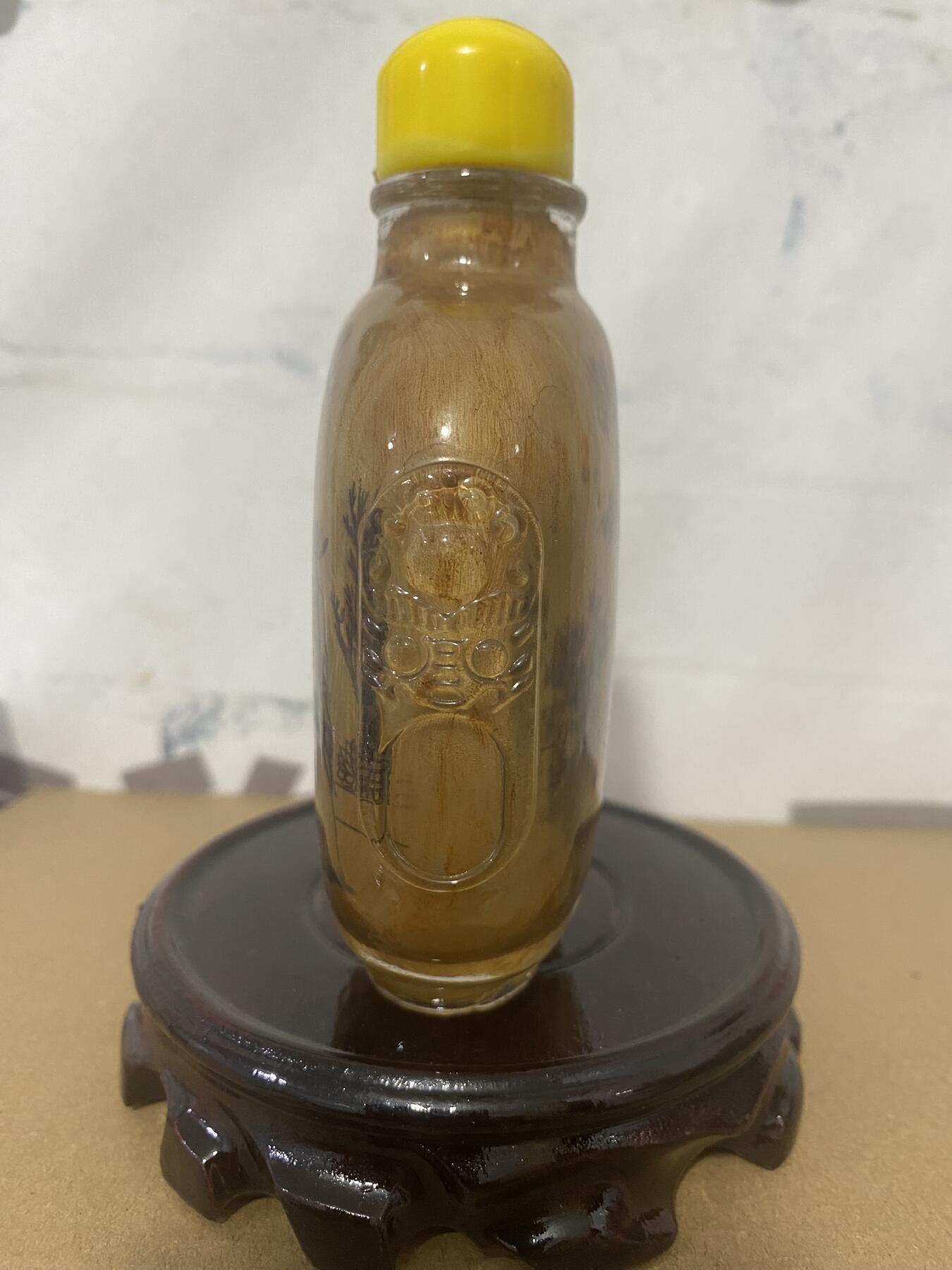 江南站杂件 特大号鼻烟壶