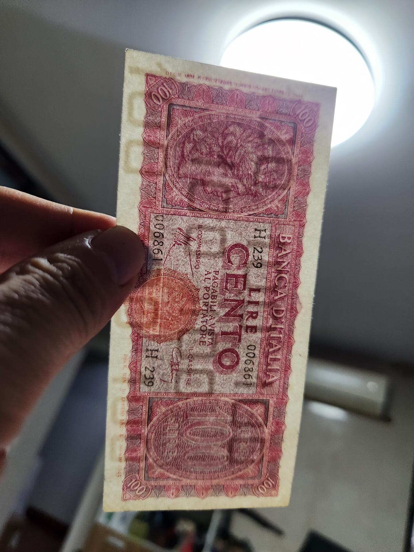 11月8号晚上8点 外国纸币自动截拍第53场