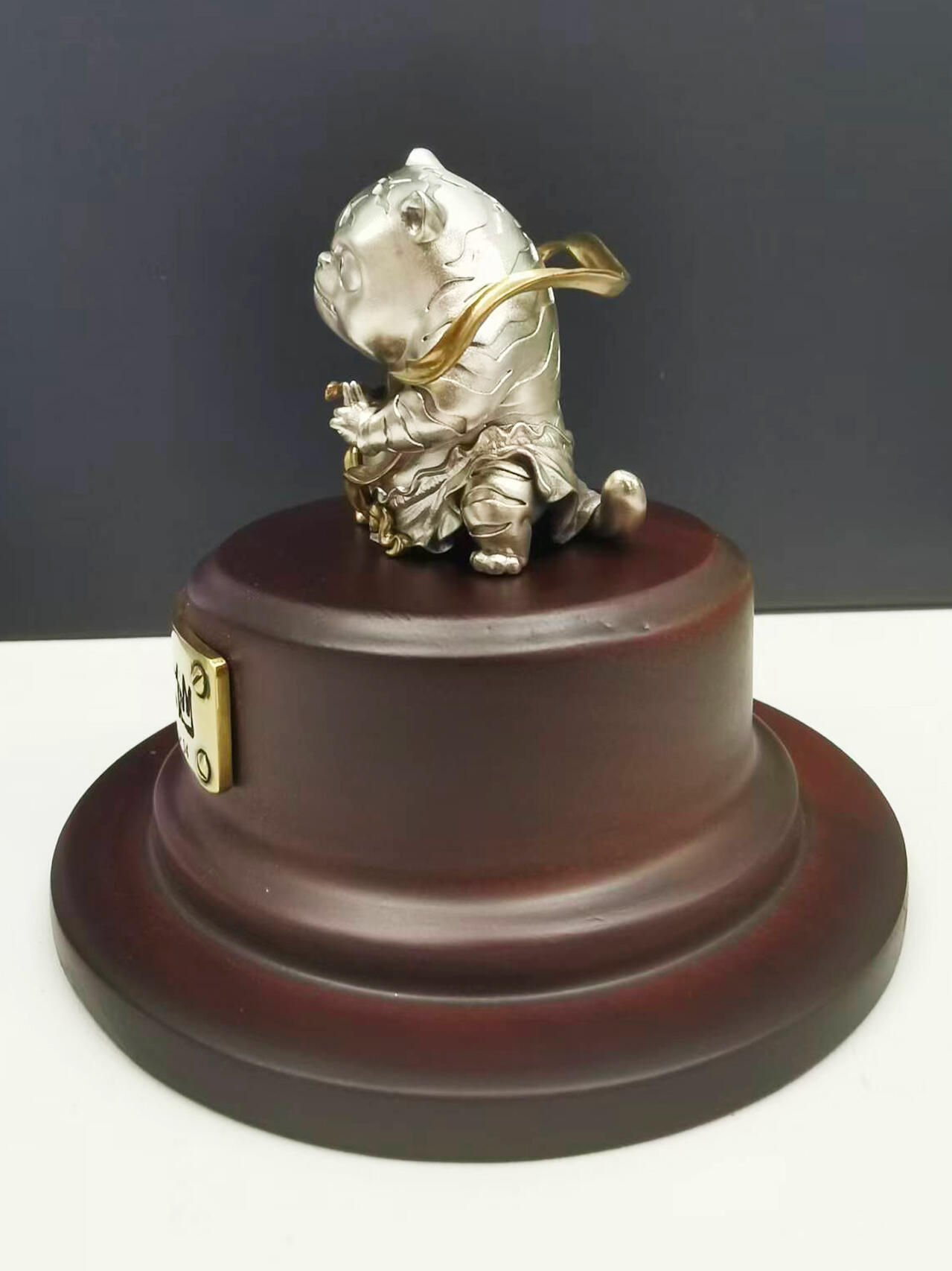 【ibox拍卖】 十二生肖手办寻主 十二生肖手办-虎