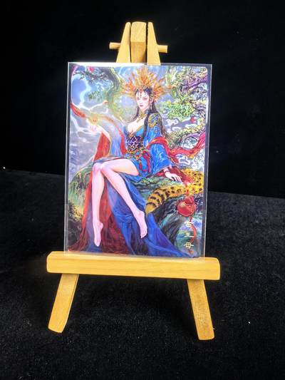 无佣金 不寄存  卡牌设有底价 拒绝小号抬价 大家放心拍 所有拍品部分套有卡膜 部分卡牌多宫 自制卡牌 不包厂瑕 放大镜 品控 勿拍 流拍商品会循环 感谢大家支持 留个关注 不定时上新 谢谢 - 奇点卡牌 宗Rich 玄灵谱 光刻西王母