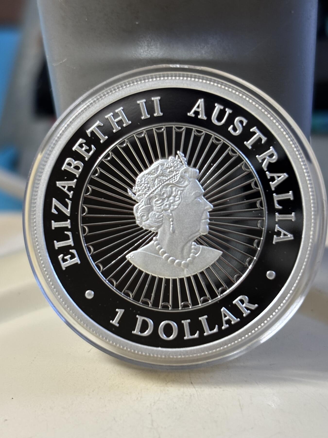 第181期拍卖 澳大利亚2022年南大陆3澳洲鸟类镶嵌蓝色云母1盎司银币，999银，发行5000枚