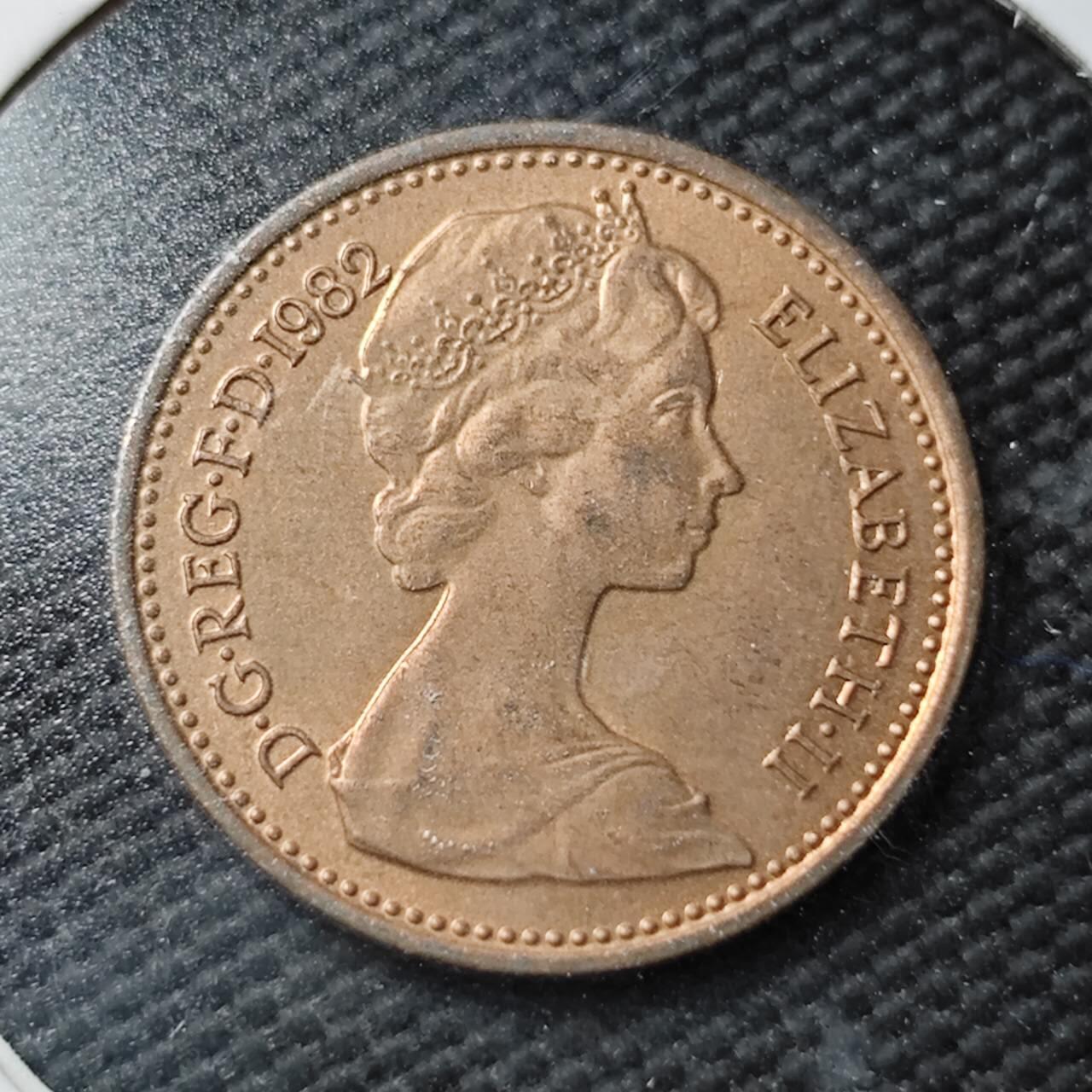 KK钱币收藏小铺  第365场  2月预留时间 周末发货  1982英国半便士铜币