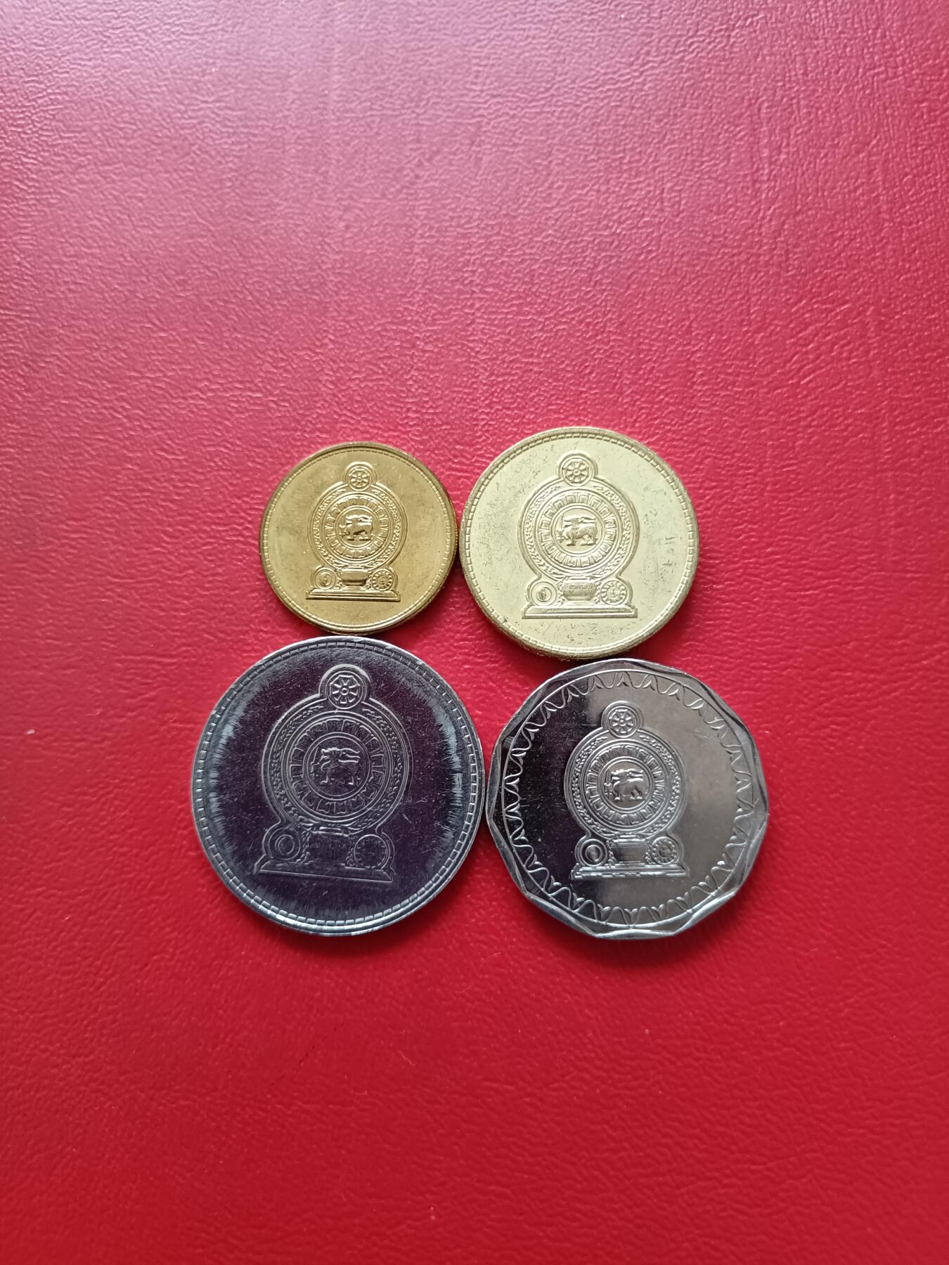 【云涧收藏】第七十七场 斯里兰卡2011年套币