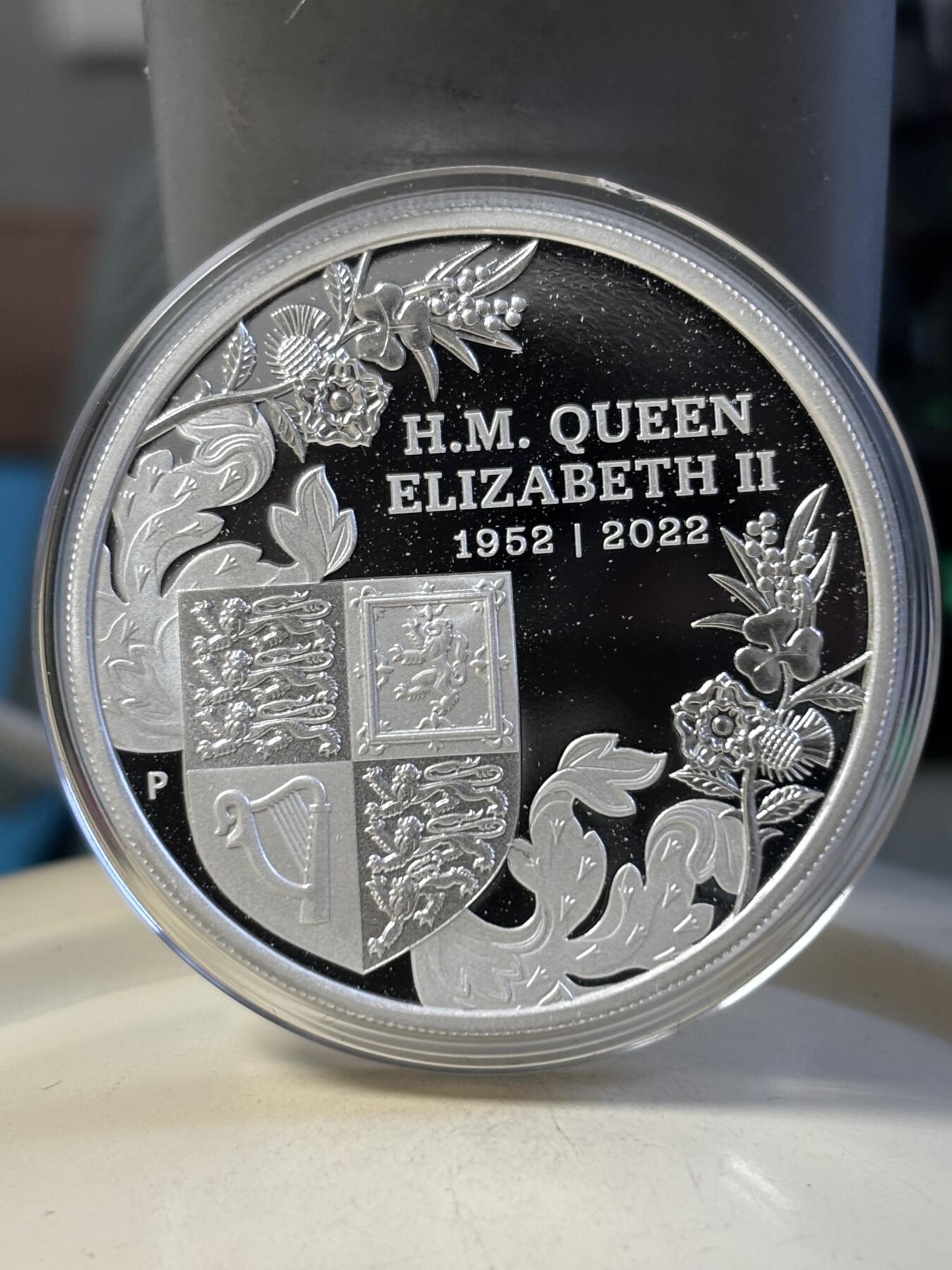 第181期拍卖 澳大利亚2022年伊丽莎白二世女王白金禧年纪念银币,9999银，发行5000枚