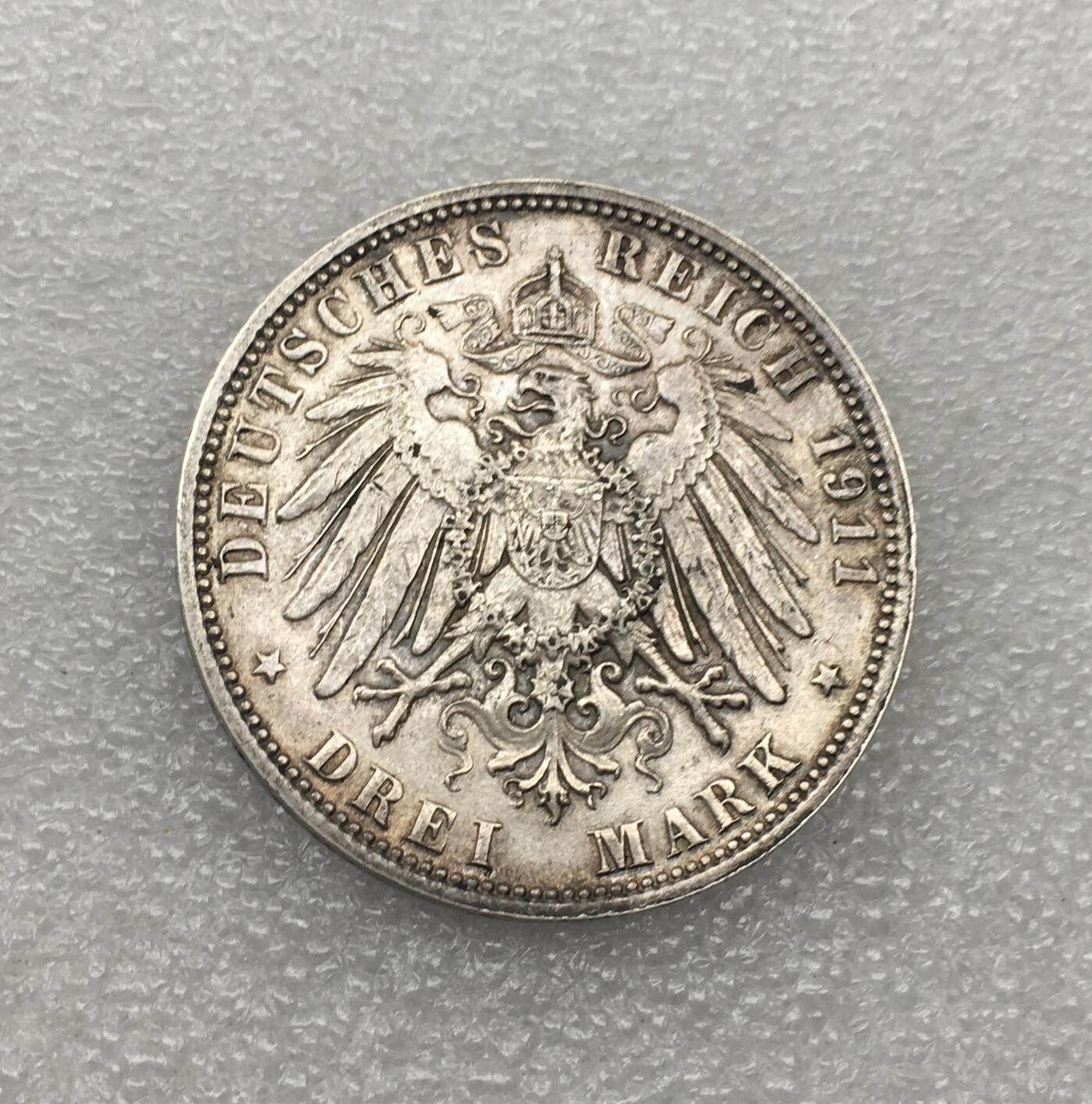 世界钱币专场拍卖 每周二开拍